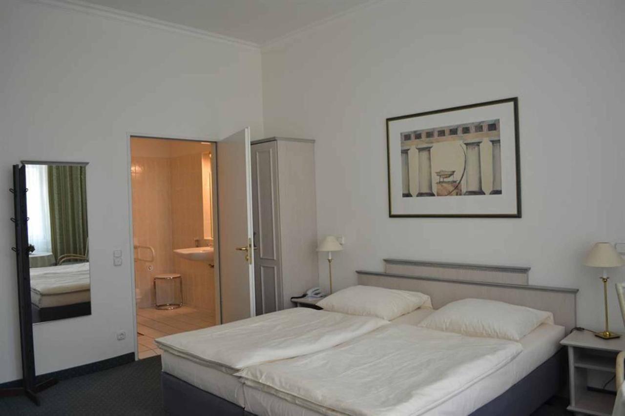 Hauptallee Appartements Bad Pyrmont Exterior foto